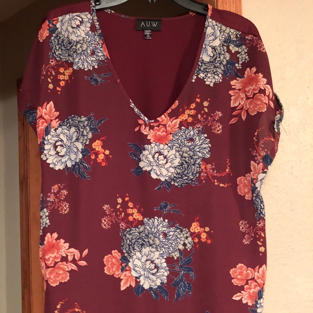 Size large boutique blouse